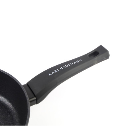 Patelnia głęboka z powłoką nieprzywierającą SUPREME 24cm