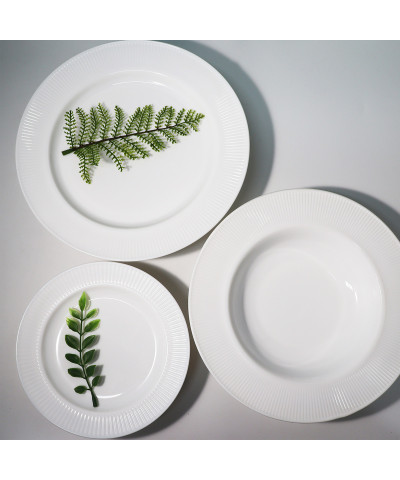 Talerz deserowy LINEA 18cm biały