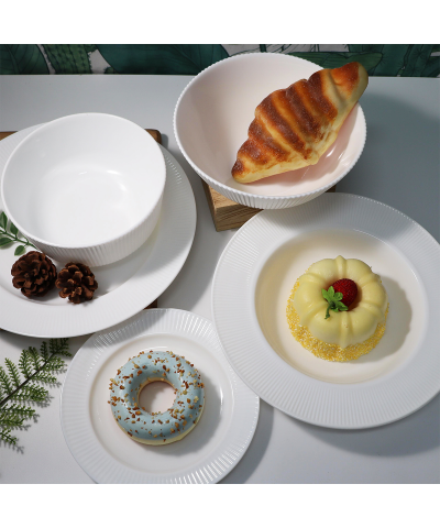 Komplet obiadowy LINEA 18-elementowy