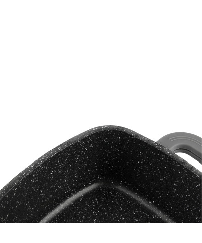 Garnek aluminiowy GRANT z pokrywą kwadratowy 6,5l